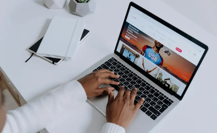 Czym jest przeglądarka internetowa? Wyjaśniamy krok po kroku