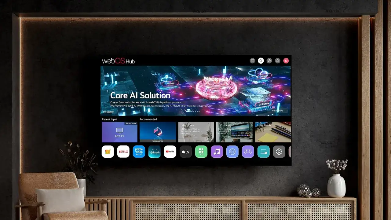 Ekran telewizora LG z interfejsem WebOS Hub. Dowiedz się, jak zainstalować przeglądarkę w telewizorze LG, aby cieszyć się ulubionymi treściami.
